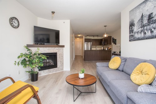 425-8915 202 Street, Langley, BC 