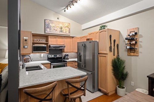 402-19721 64 Avenue, Langley, BC 