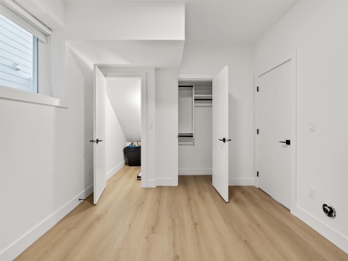 101-16693 16 Avenue, Surrey, BC 