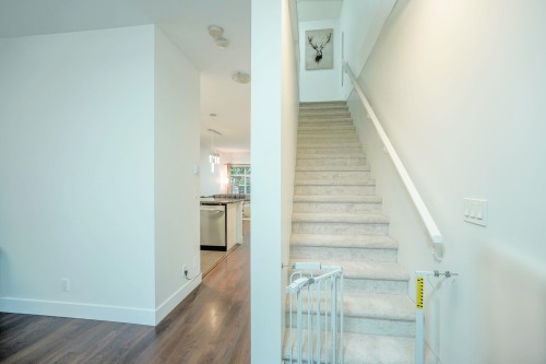 100-6299 144 Street, Surrey, BC 