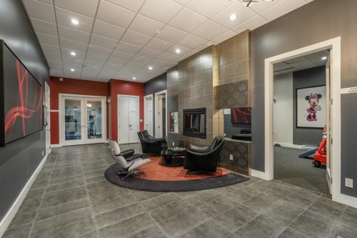 100-6299 144 Street, Surrey, BC 