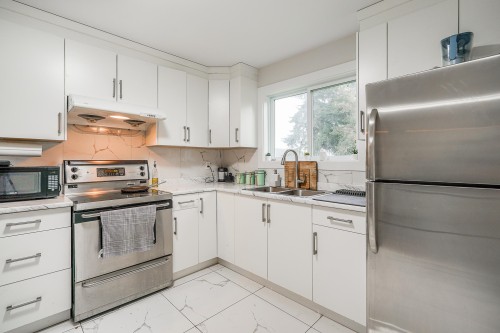 15270 84A Avenue, Surrey, BC 