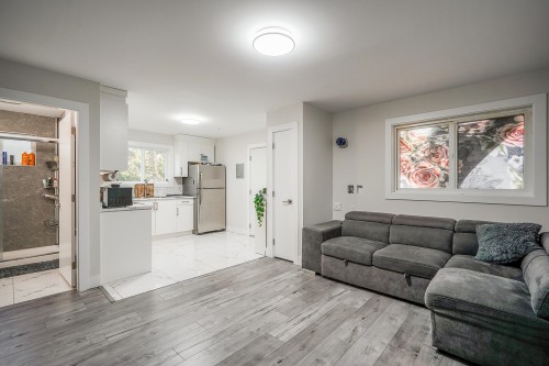 15270 84A Avenue, Surrey, BC 