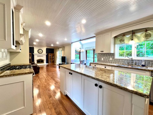 17302 29 Avenue, Surrey, BC 