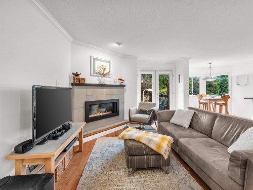 8594 212 Street, Langley, BC 