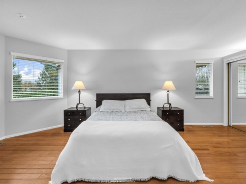 8594 212 Street, Langley, BC 