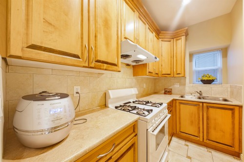 15777 109A Avenue, Surrey, BC 