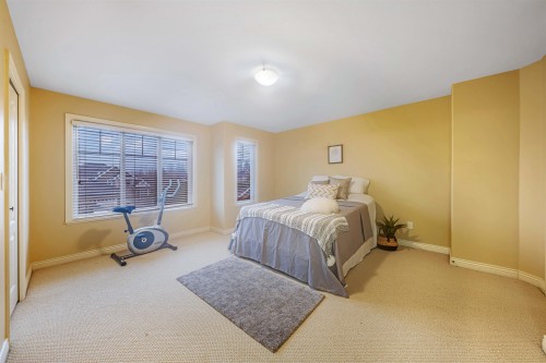 15777 109A Avenue, Surrey, BC 