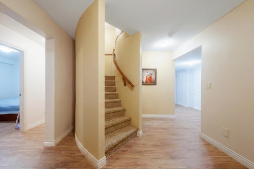 15777 109A Avenue, Surrey, BC 