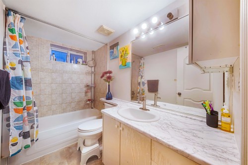 15777 109A Avenue, Surrey, BC 