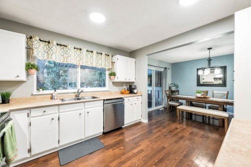 4932 205 Street, Langley, BC 