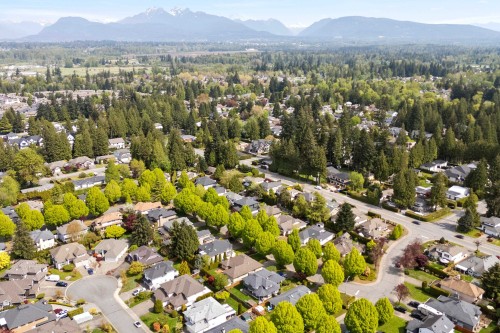 9253 203B Street, Langley, BC 