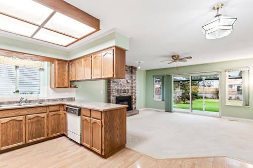 9263 156A Street, Surrey, BC 