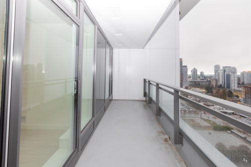 2206-13675 107A Avenue, Surrey, BC 