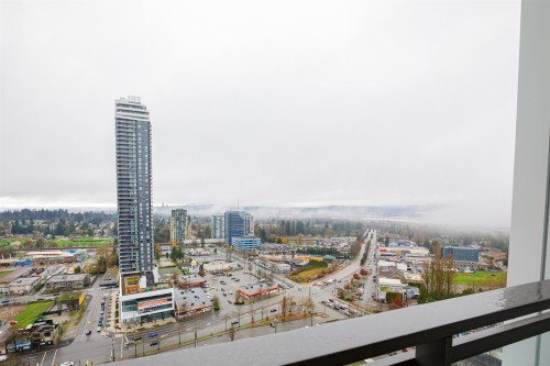 2206-13675 107A Avenue, Surrey, BC 