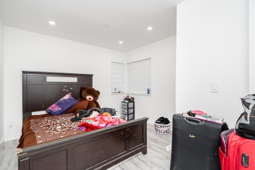 19132 60B Avenue, Surrey, BC 