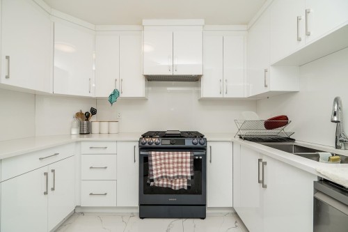 19132 60B Avenue, Surrey, BC 