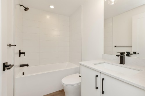 114-20282 72B Avenue, Langley, BC 