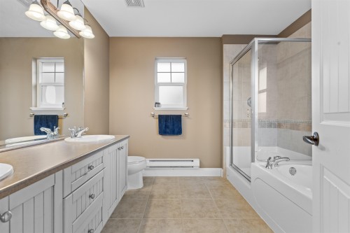 15072 61B Avenue, Surrey, BC 