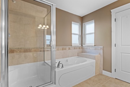 15072 61B Avenue, Surrey, BC 