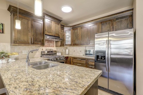 13987 64 Avenue, Surrey, BC 