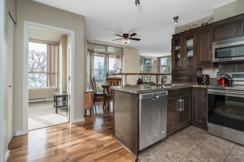 204-15777 Marine Drive, Surrey, BC 