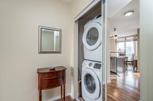 204-15777 Marine Drive, Surrey, BC 