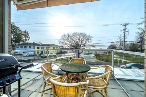 204-15777 Marine Drive, Surrey, BC 