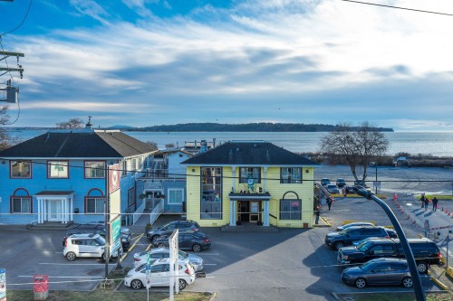 204-15777 Marine Drive, Surrey, BC 