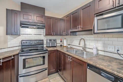 401-33738 King Road, Abbotsford, BC 