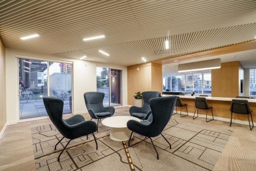 1607-13615 Fraser Highway, Surrey, BC 