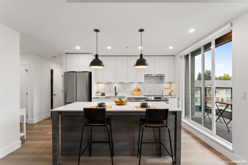 403-10778 138 Street, Surrey, BC 