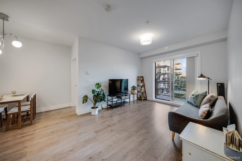 309-5485 Brydon Crescent, Langley, BC 