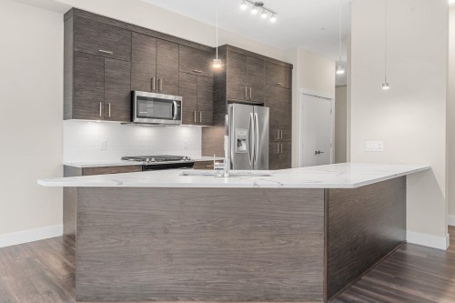 312-2120 Gladwin Road, Abbotsford, BC 