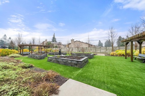 312-2120 Gladwin Road, Abbotsford, BC 