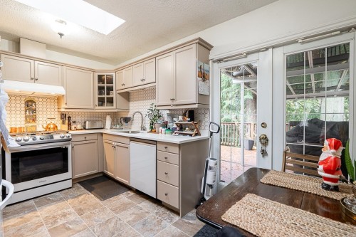 19710 40A Avenue, Langley, BC 