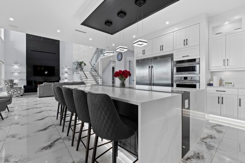 1283 Gladwin Road, Abbotsford, BC 