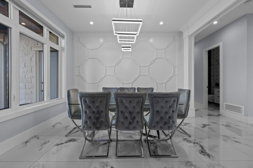 1283 Gladwin Road, Abbotsford, BC 