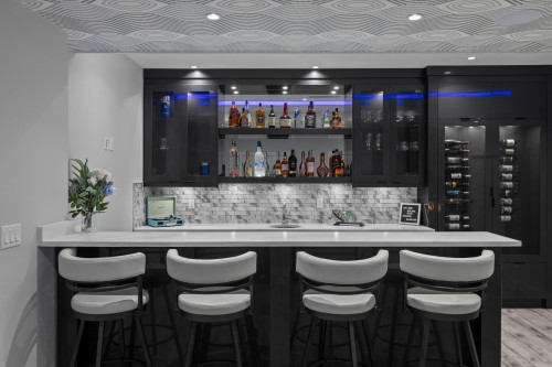 1283 Gladwin Road, Abbotsford, BC 