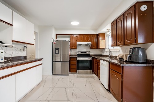 14858 88A Avenue, Surrey, BC 