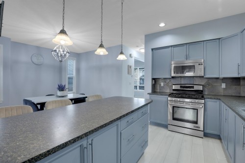 16515 60 Avenue, Surrey, BC 