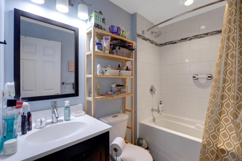 16515 60 Avenue, Surrey, BC 