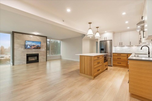 504-32330 South Fraser Way, Abbotsford, BC 