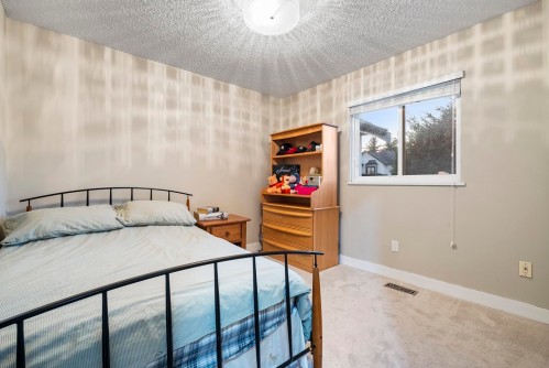 6470 130 Street, Surrey, BC 