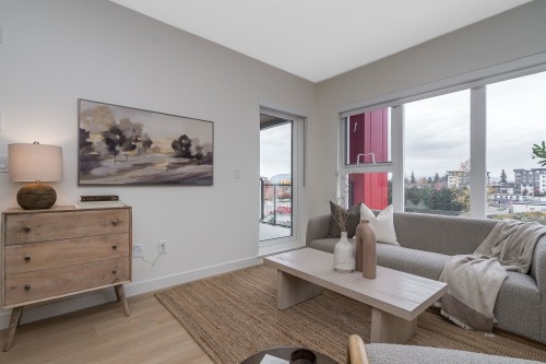 A411-7980 206A Street, Langley, BC 