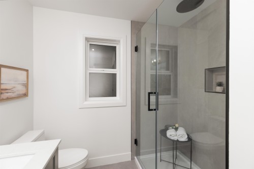 102-1820 165A Street, Surrey, BC 