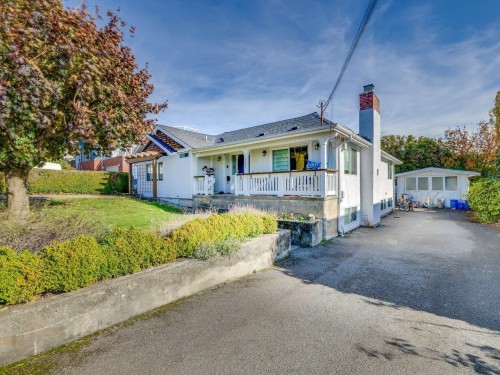 1154 Finlay Street, White Rock, BC 