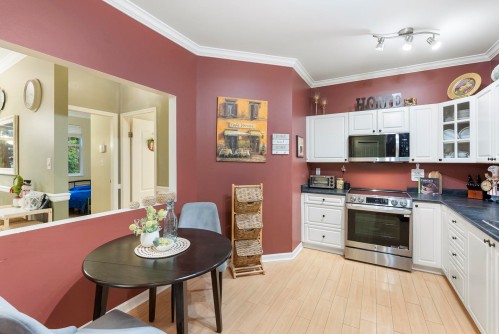 311-5677 208 Street, Langley, BC 