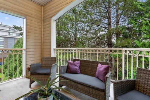 311-5677 208 Street, Langley, BC 