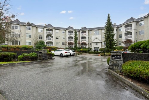 311-5677 208 Street, Langley, BC 